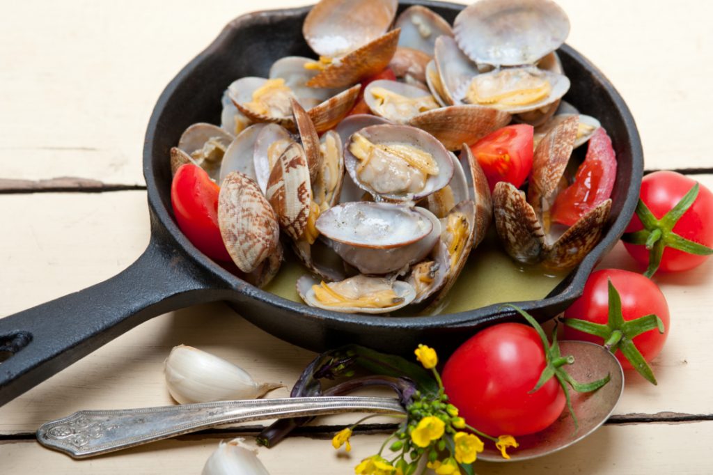 How to Cook Clams