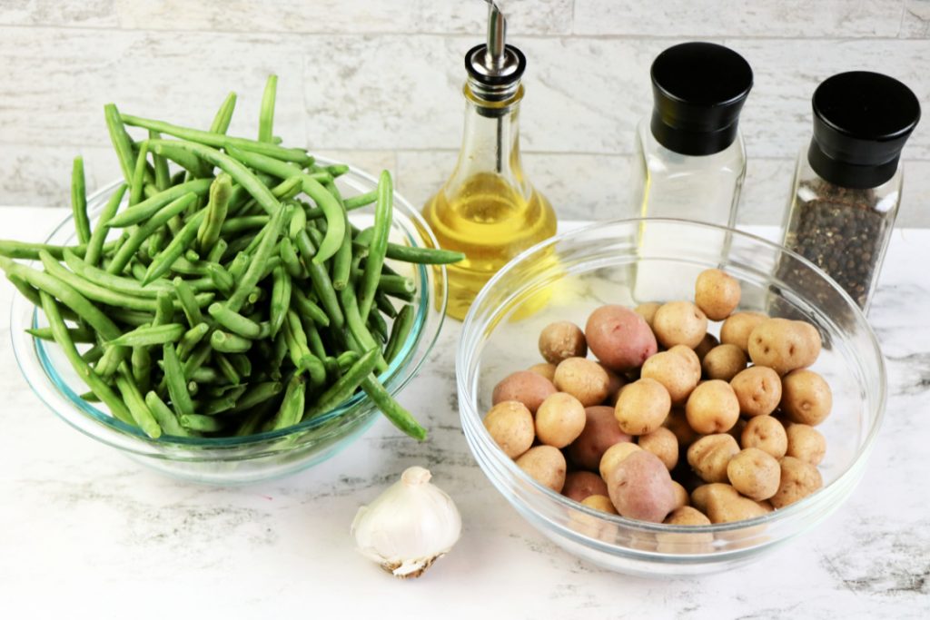 Sheet Pan Garlic Potatoes and Green Beans Roscoe's Recipes