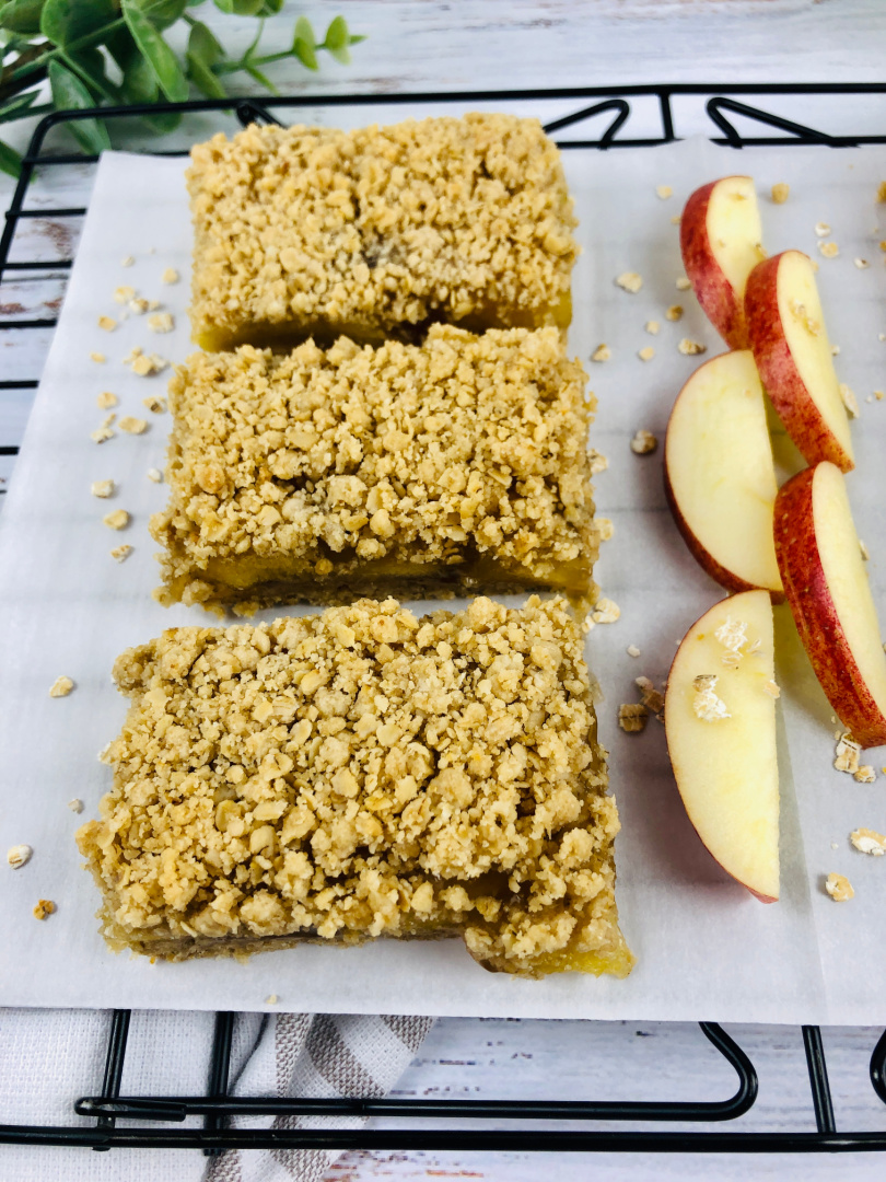 apple oatmeal bars