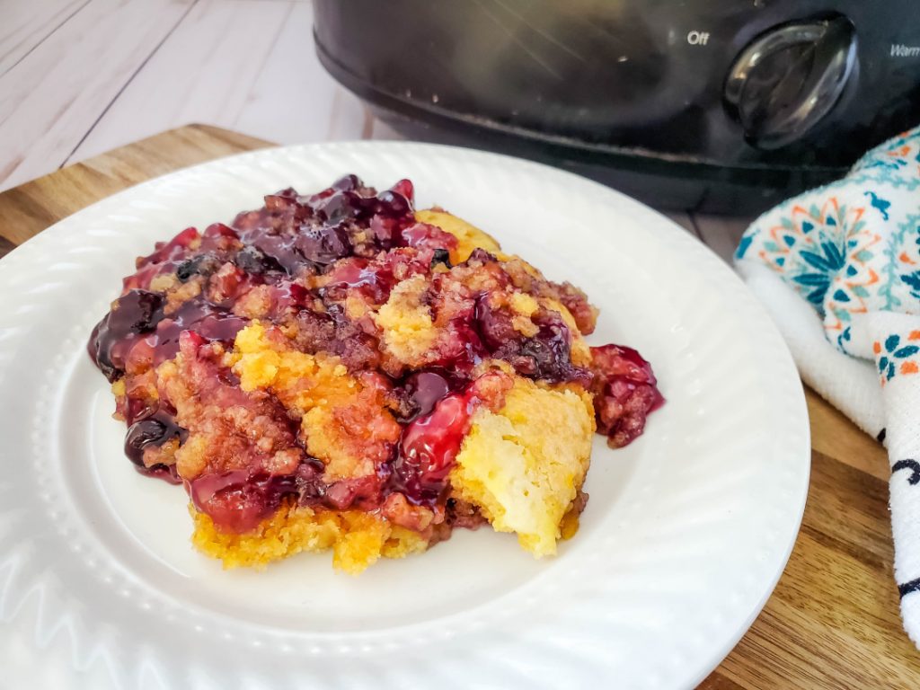 Slow Cooker Blueberry Lemon Dump Cake Roscoe's Recipes