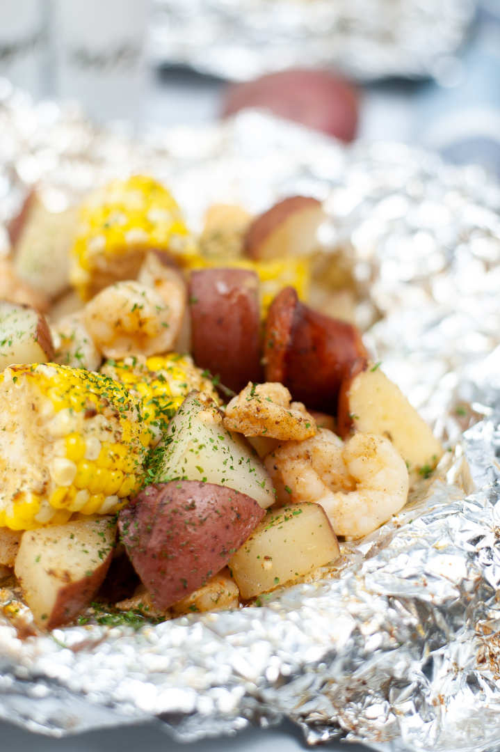 Shrimp and Sausage Boil Foil Packets