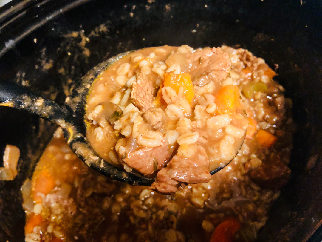 slow cooker autumn beef stew