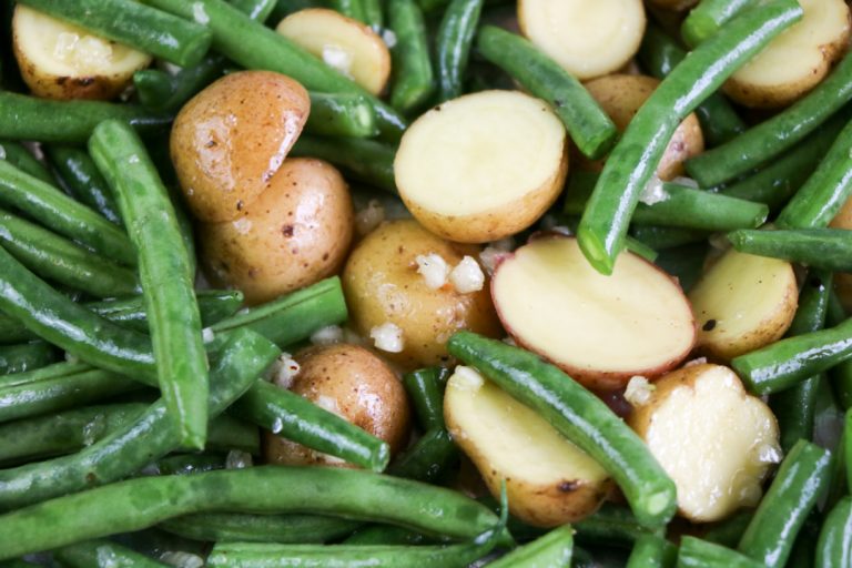 Sheet Pan Garlic Potatoes and Green Beans Roscoe's Recipes