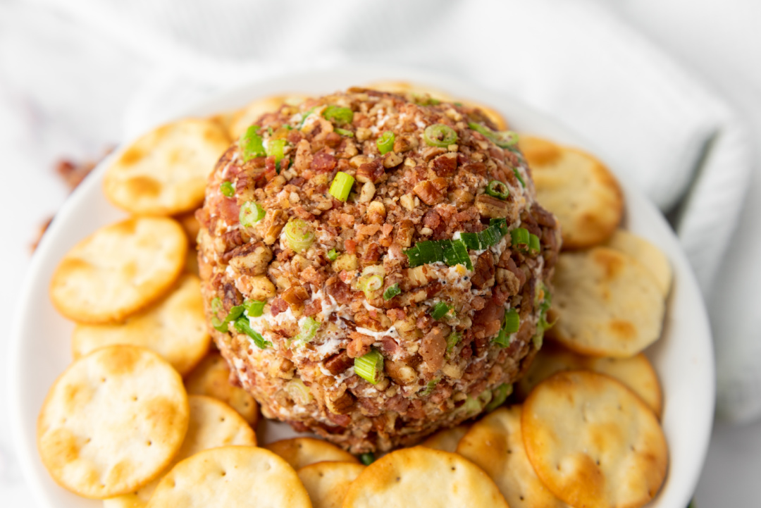 Bacon Pecan Cheeseball