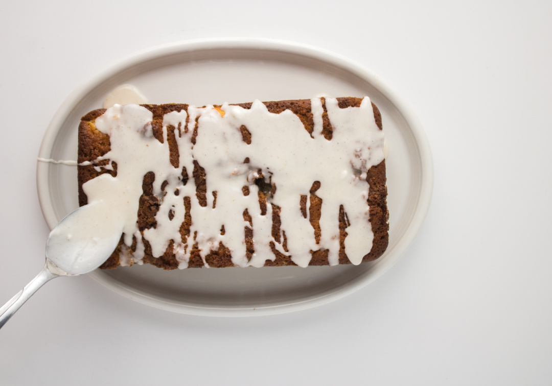 apple fritter loaf cake