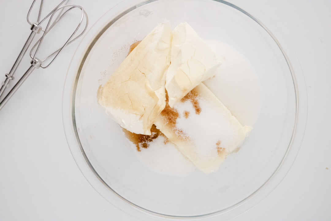 biscoff cheesecake bars