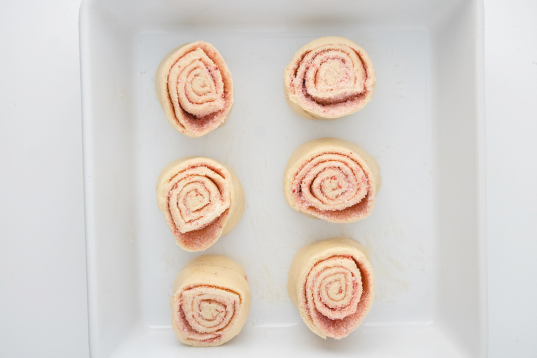 strawberry rolls