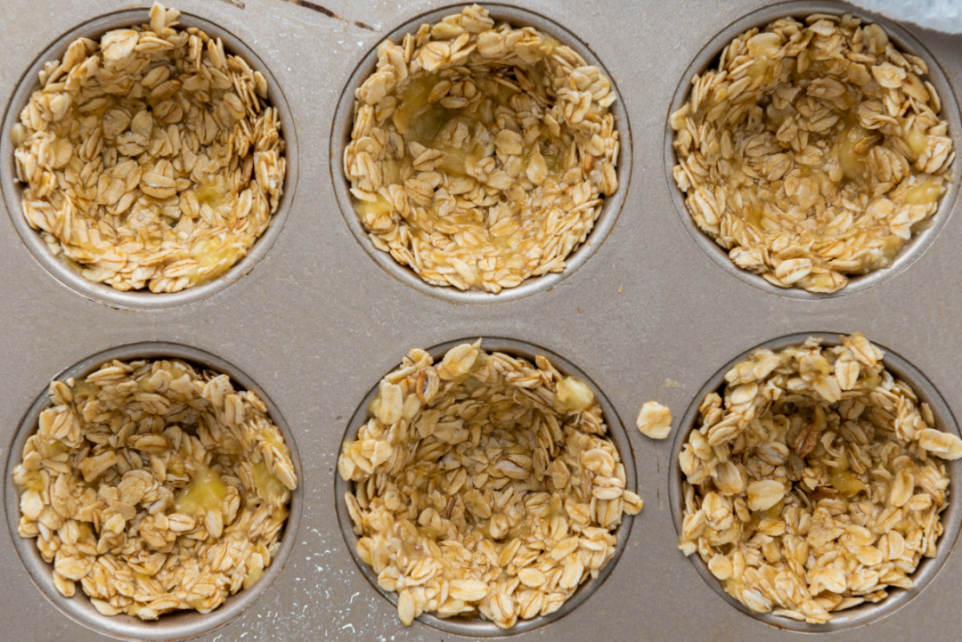 granola berry cups