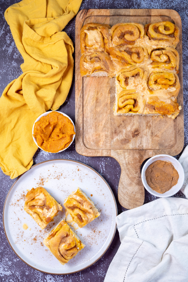 pumpkin cinnamon rolls