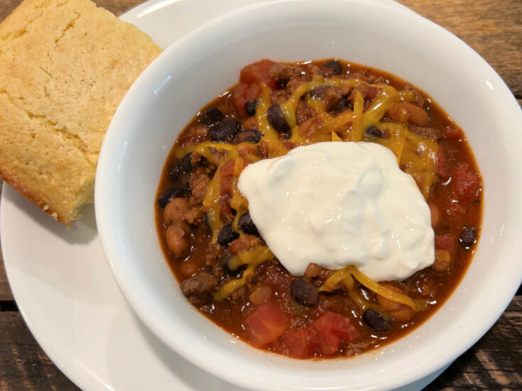 Easy Beef and Bean Chili
